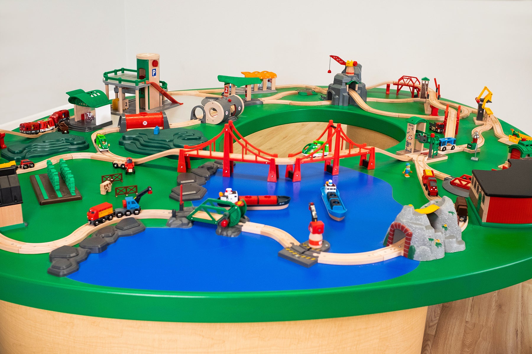Interactive Train Display Train Table - Interactive Train Exhibit – Momentum Interactives
